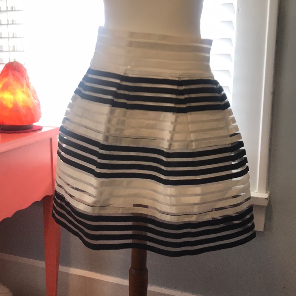NWT Romeo & Juliet Couture Skirt